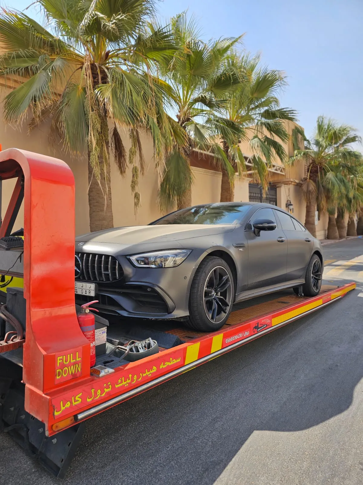 "فزعة" البدر معك في اللحظات الصعبة.. نضمن لك نقلاً آمناً لسيارتك المصدومة إلى مراكز التقديرات المعتمدة بجدة مع فريق محترف يتعامل مع كافة أنواع الأضرار سطحة حوادث من مؤسسة البدر لنقل السيارات المصدومة في جدة على مدار 24 ساعة.
